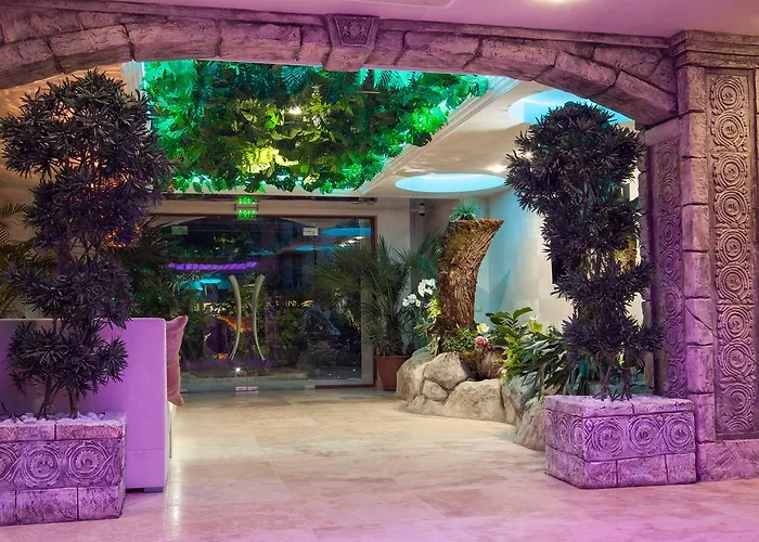 Harmony Jungle - Family Friendly Complex Апарт-отель Солнечный берег