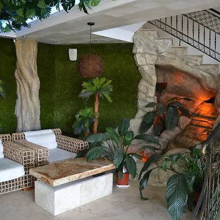 Apartmanhotel Harmony Jungle - Family Friendly Complex Napospart