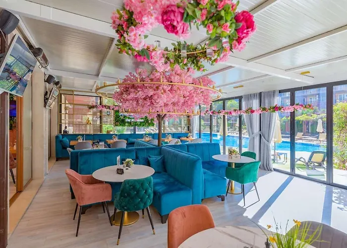 Harmony Jungle - Family Friendly Complex Aparthotel Sunny Beach