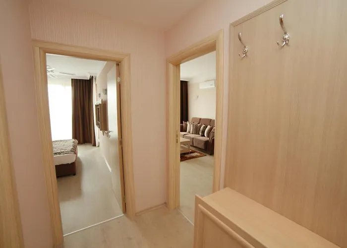 Апарт-готель Harmony Jungle - Family Friendly Complex Сонячний Берег