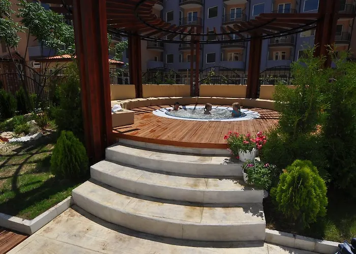 Harmony Jungle - Family Friendly Complex Сонячний Берег